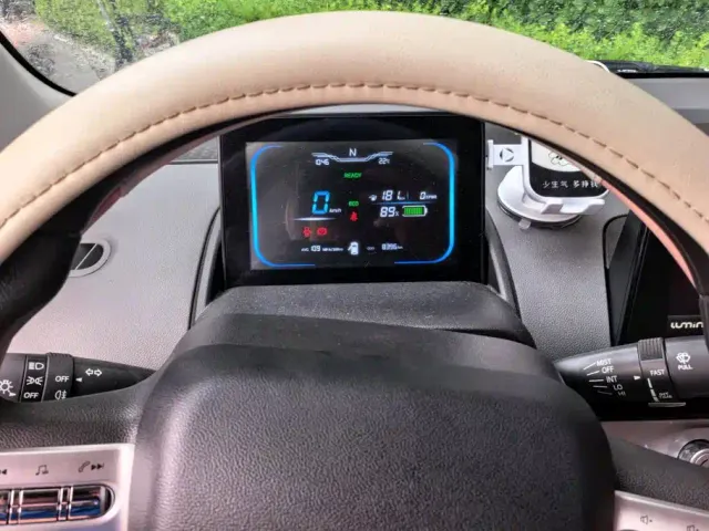 Changan Lumin — Фото автомобиля 14