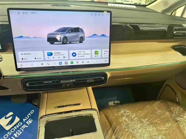 GAC Trumpchi E8 — Фото автомобиля 9