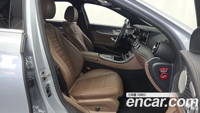 Mercedes-Benz E-Class W213 — Фото автомобиля 11