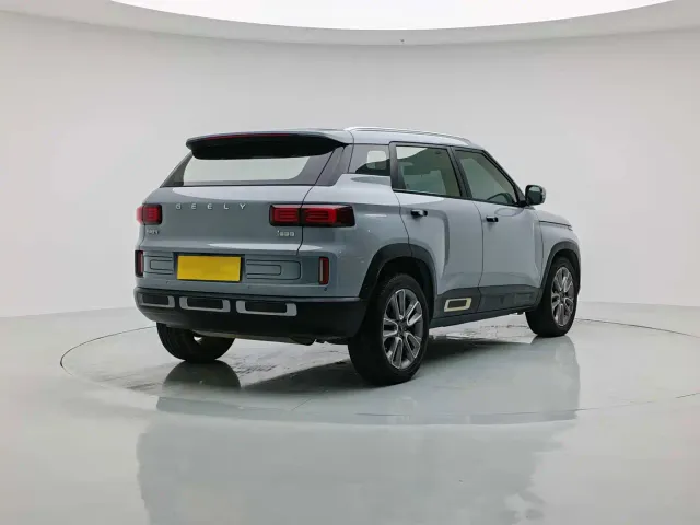 Geely ICON — Фото автомобиля 4