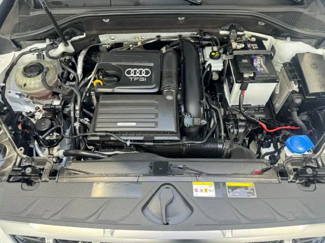 Audi Q2L — Фото автомобиля 9