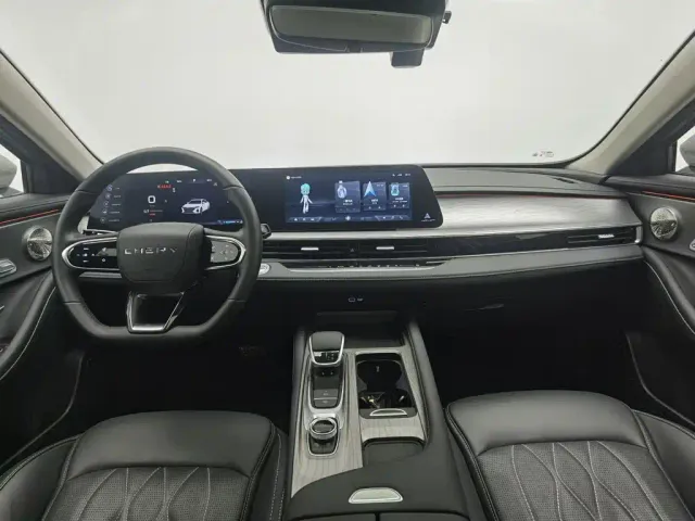 Chery Arrizo 8 — Фото автомобиля 5