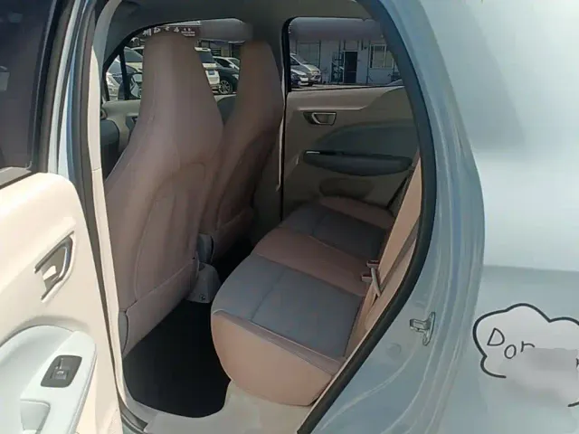 Leapmotor T03 — Фото автомобиля 16