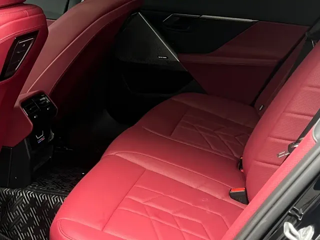 BMW 5 Series — Фото автомобиля 8