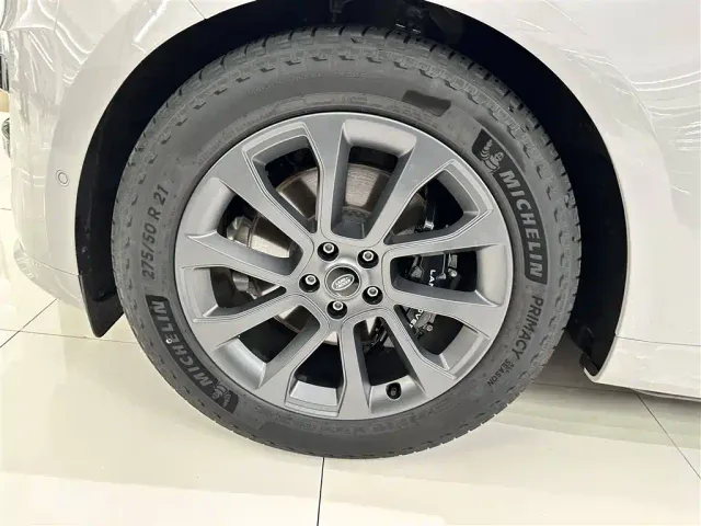 Land Rover Range Rover Sport — Фото автомобиля 5