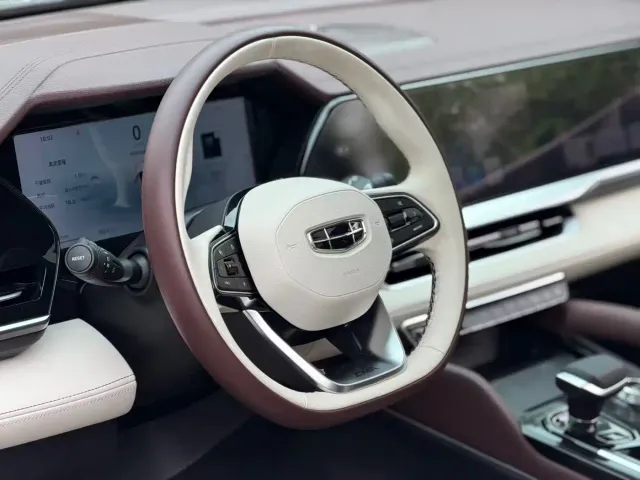 Geely Xingyue L — Фото автомобиля 9