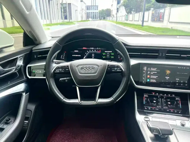 Audi A7 — Фото автомобиля 12