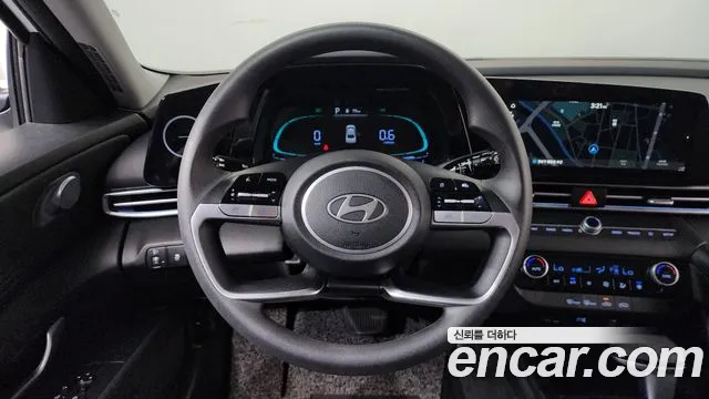 Hyundai Avante CN7 — Фото автомобиля 18