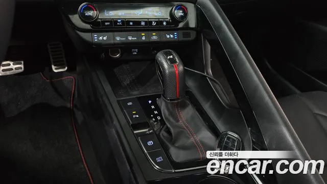 Hyundai Avante CN7 — Фото автомобиля 9