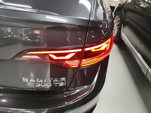 Volkswagen Sagitar — Фото автомобиля 7
