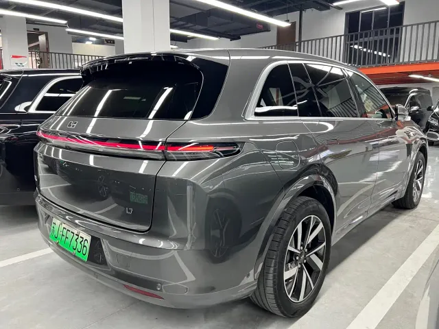 Li Auto L7 — Фото автомобиля 15