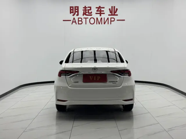 Toyota Corolla — Фото автомобиля 10