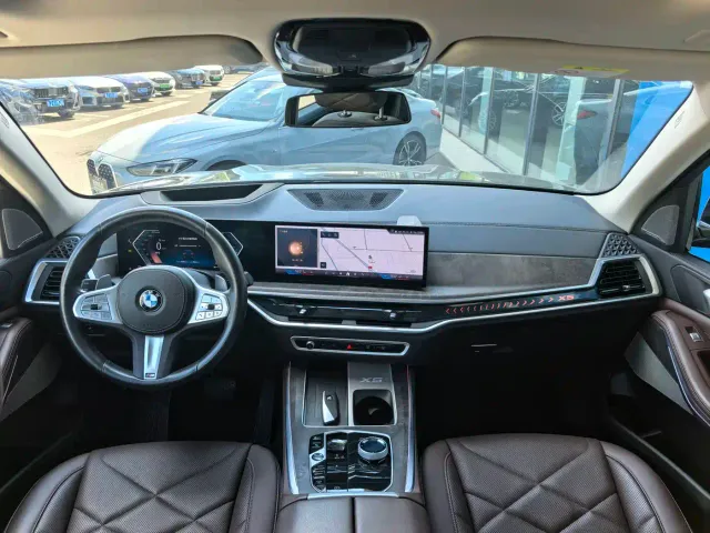BMW X5 — Фото автомобиля 11