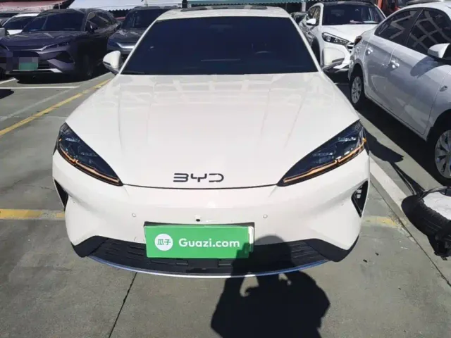 BYD Seal 07 DM-i — Фото автомобиля 2