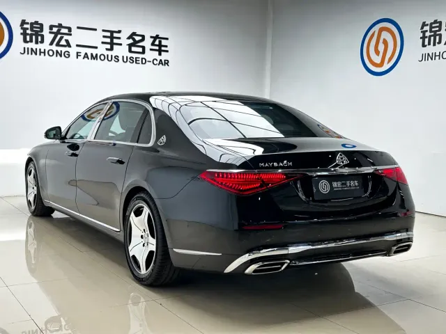 Mercedes-Benz Maybach S-Class — Фото автомобиля 28