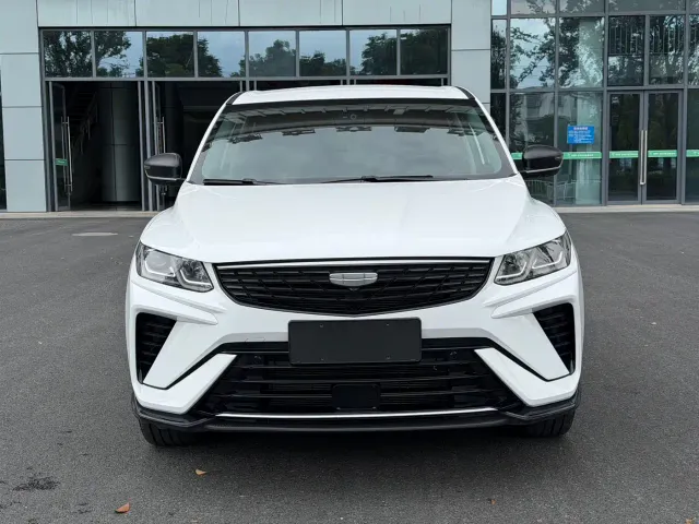 Geely Binyue — Фото автомобиля 2
