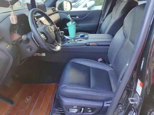 Lexus LX — Фото автомобиля 9
