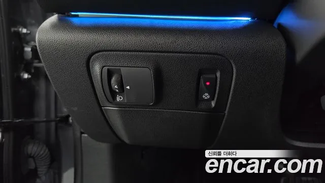 Renault Korea SM6 New — Фото автомобиля 28