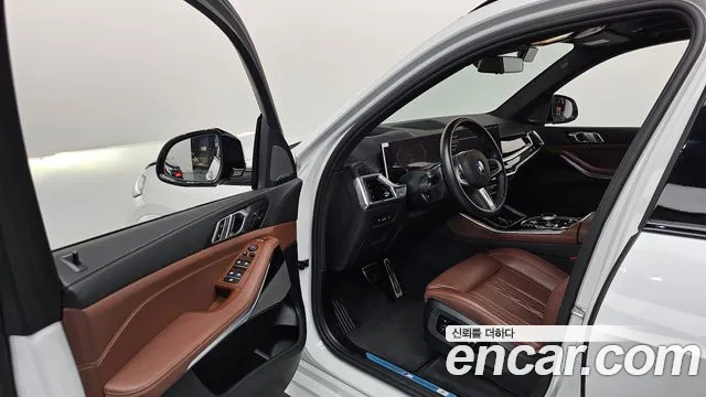 BMW X5 xDrive 40i M Sport — Фото автомобиля 10