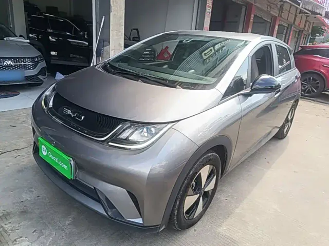 Фотография автомобиля — BYD Dolphin