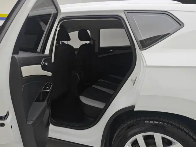 Jetta VS5 — Фото автомобиля 11
