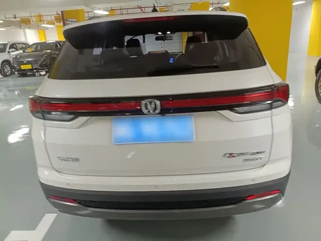 Changan CS35 Plus — Фото автомобиля 5