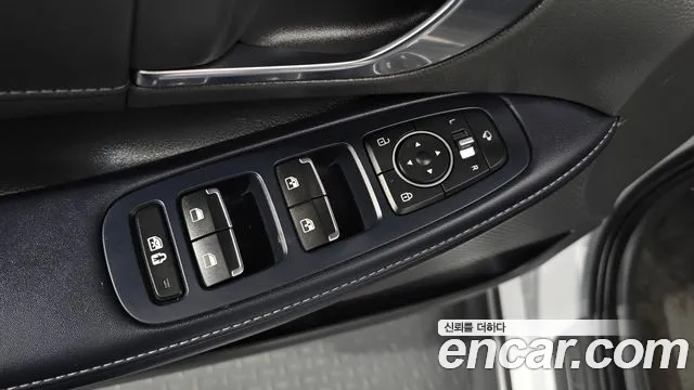 Hyundai Sonata — Фото автомобиля 8