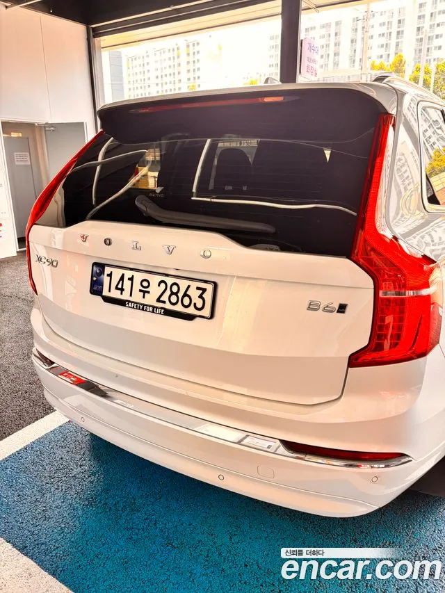 Volvo XC90 Generation 2 — Фото автомобиля 4