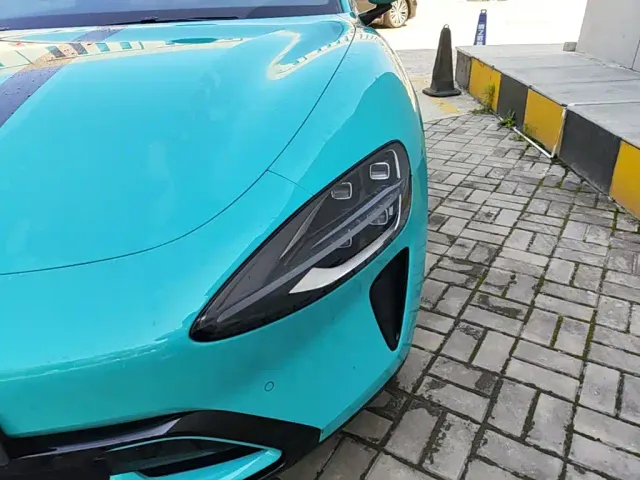 Xiaomi SU7 — Фото автомобиля 23