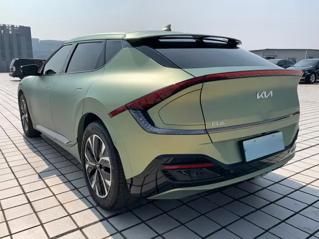 Kia EV6 — Фото автомобиля 4