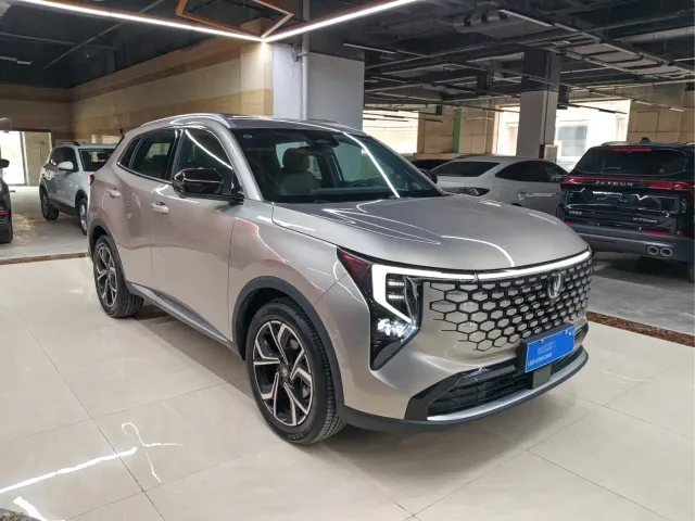 Changan CS55 Plus — Фото автомобиля 2