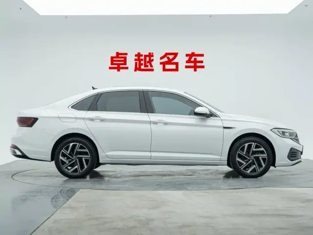 Volkswagen Sagitar — Фото автомобиля 3