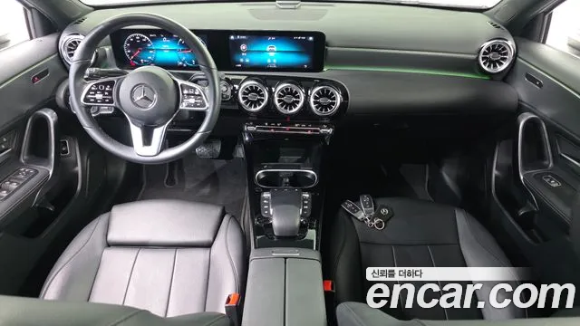 Mercedes-Benz A-Class — Фото автомобиля 7