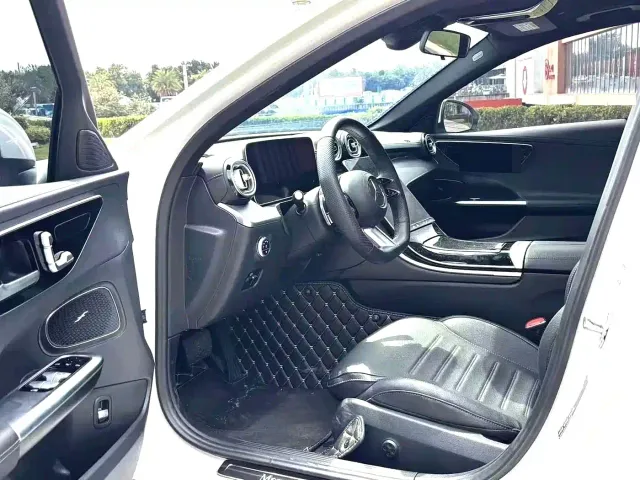 Mercedes-Benz C-Class — Фото автомобиля 4