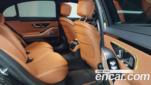 Mercedes-Benz S-Class — Фото автомобиля 10