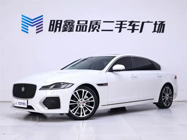 Jaguar XFL — Фото автомобиля 2
