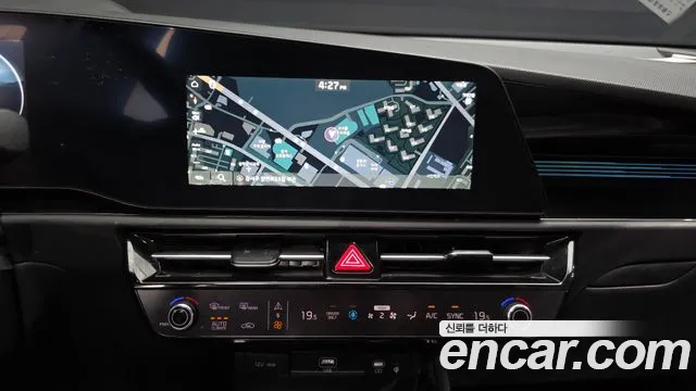 Kia Niro The All New — Фото автомобиля 14