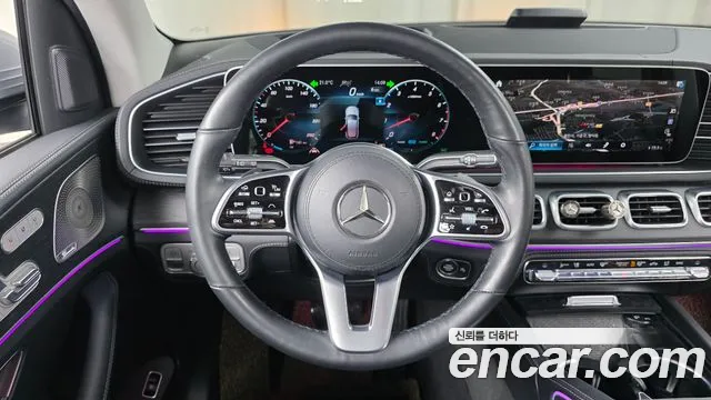 Mercedes-Benz GLE-Class — Фото автомобиля 13
