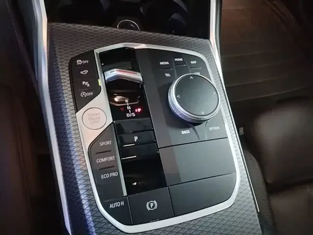BMW 3 Series — Фото автомобиля 13