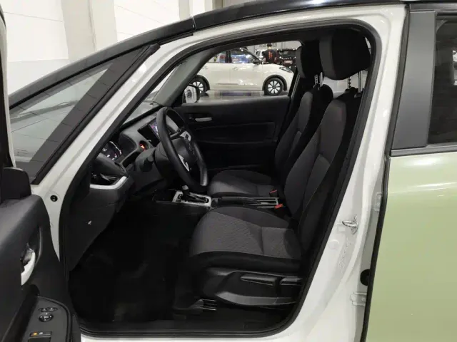 Honda Fit — Фото автомобиля 10