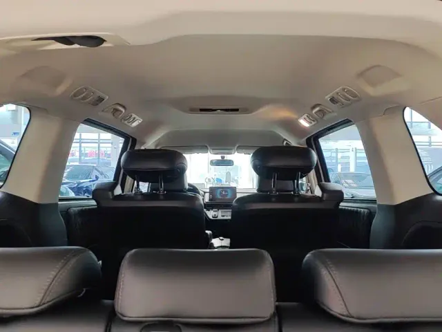 Honda Odyssey — Фото автомобиля 17