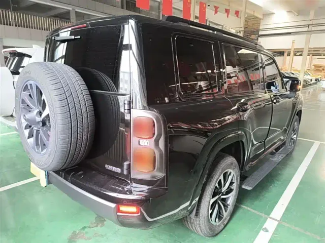 Haval H9 — Фото автомобиля 6