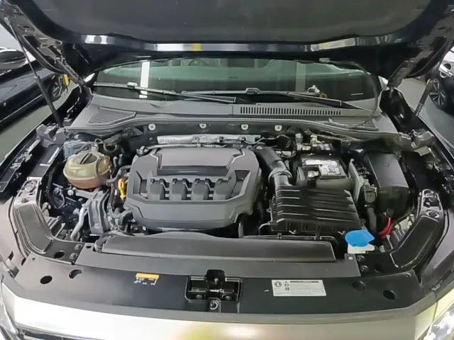 Volkswagen Passat — Фото автомобиля 19