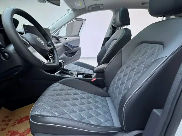 Volkswagen Sagitar — Фото автомобиля 13