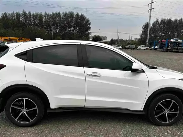 Honda Vezel — Фото автомобиля 11