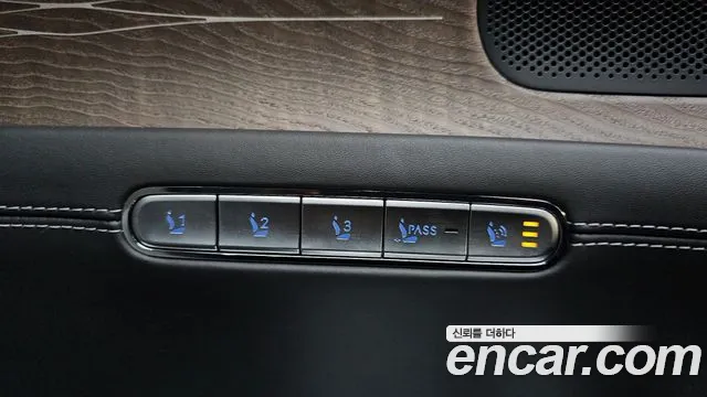 Genesis G90 RS4 — Фото автомобиля 29