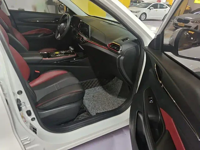 Changan Oushang X5 — Фото автомобиля 24