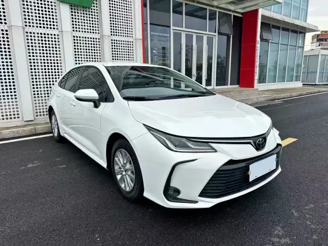 Toyota Corolla — Фото автомобиля 22