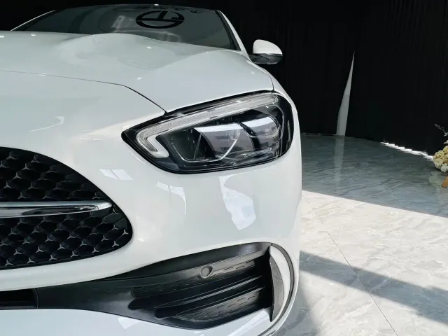 Mercedes-Benz C-Class — Фото автомобиля 11