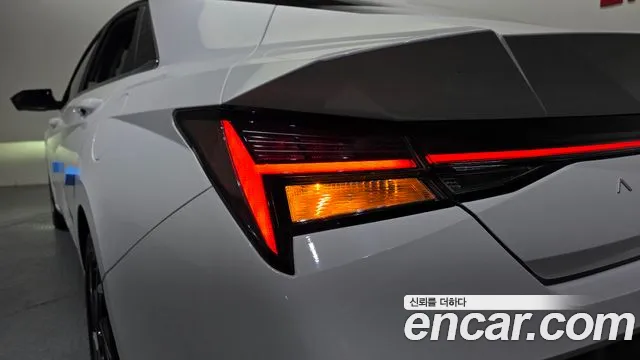 Hyundai AVANTE Inspiration — Фото автомобиля 23